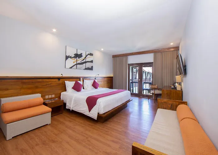 Hotel The Lokha & 3*