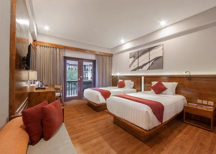 Hotel The Lokha & 3*
