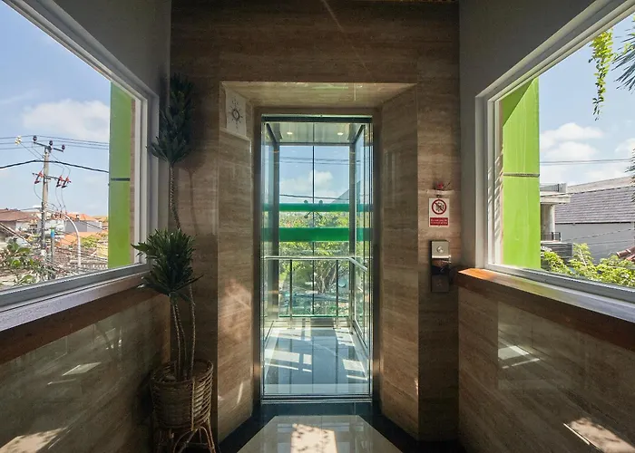 Hotel The Lokha & 3*