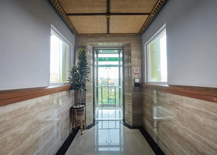 The Lokha & Hotel 3*