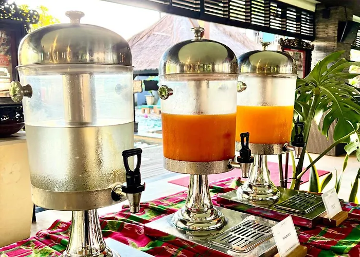 Hotel The Lokha & Legian (Bali)